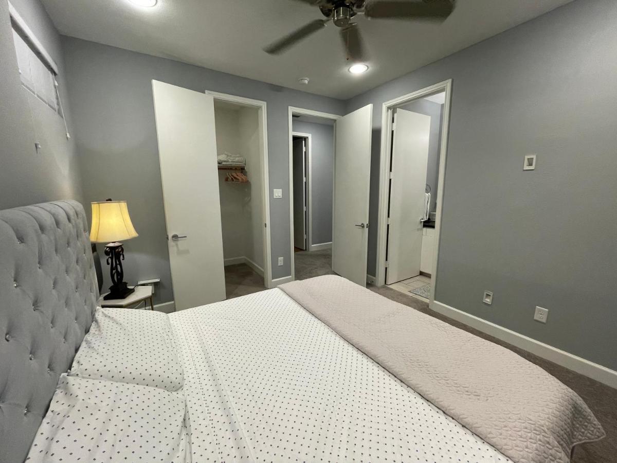 Villa N-E-G Skai Midtown Of Houston Extérieur photo