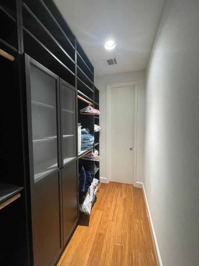 Villa N-E-G Skai Midtown Of Houston Extérieur photo